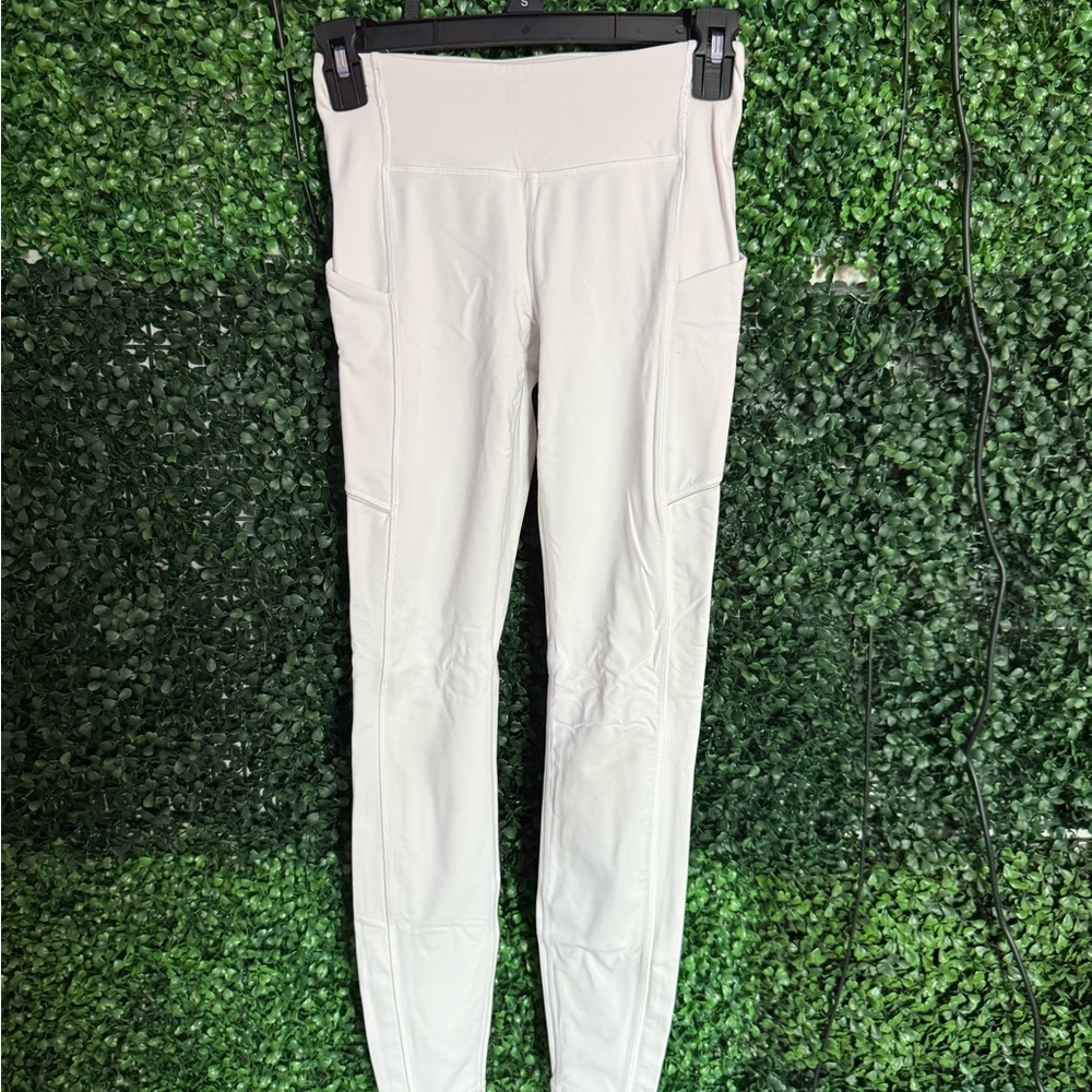WhiteLeggings